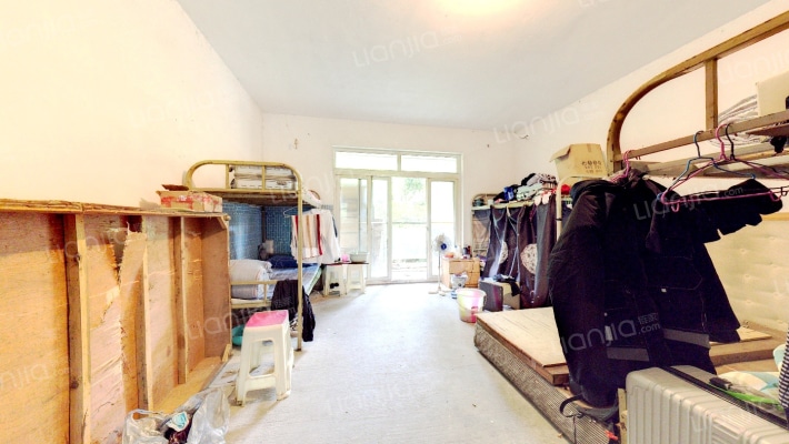 蔚蓝花城B区二手房实景图