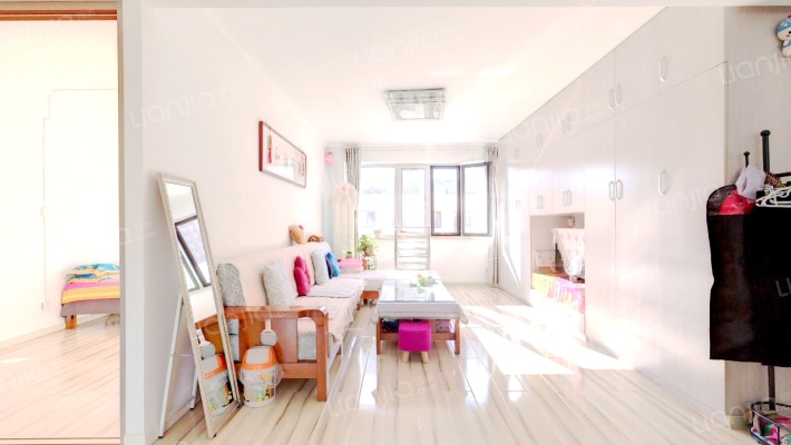 炜伦广场二手房实景图