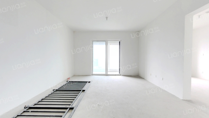 海信依云小镇莱茵二手房实景图