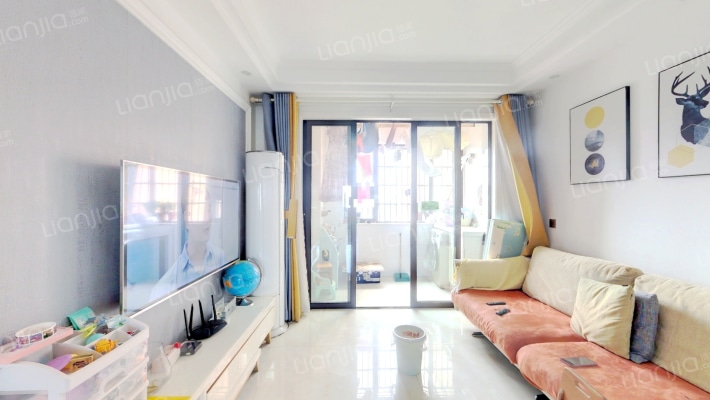 绿地滨湖印象二手房实景图