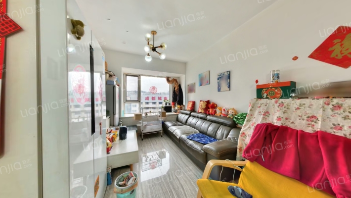 合能珍宝金楠二手房实景图