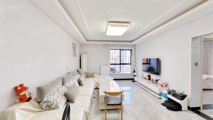 晶鑫华庭二手房实景图