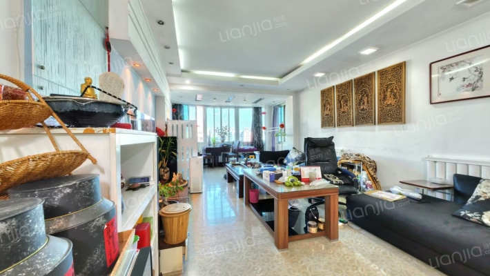 贵惠河滨苑二手房实景图