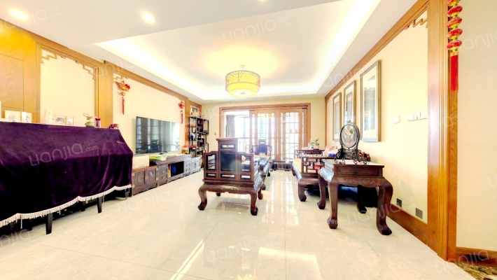 天府欣苑东区二手房实景图