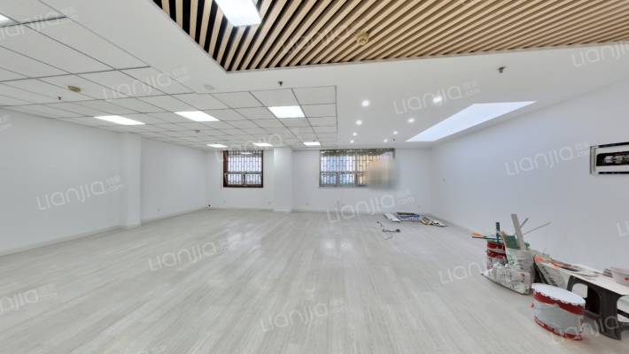 新闻大厦二手房实景图