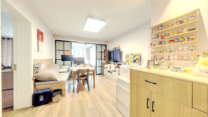 虹仪小区二手房实景图