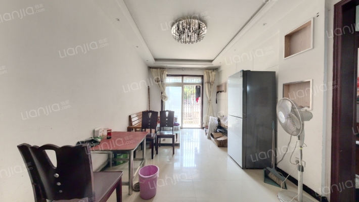 麒雅中央花园A区二手房实景图