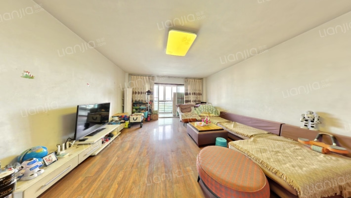 火控技术中心宿舍二手房实景图