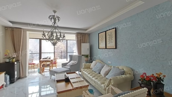 凤凰国际二手房实景图