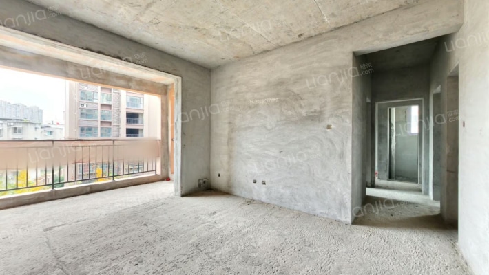 慕和·柏悦府二手房实景图