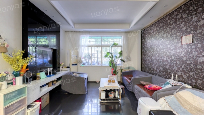 蒲芳花苑二手房实景图