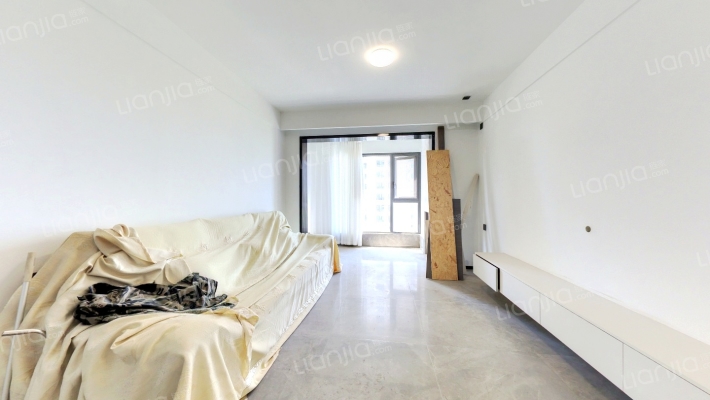 美的君兰半岛A2地块二手房实景图