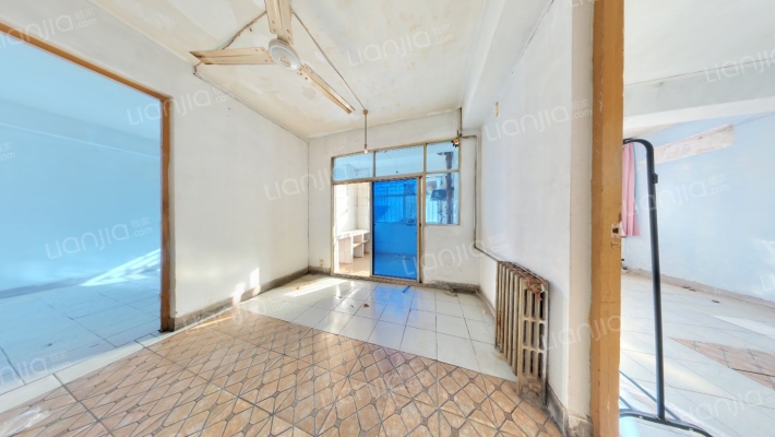 人民检察院家属院二手房实景图