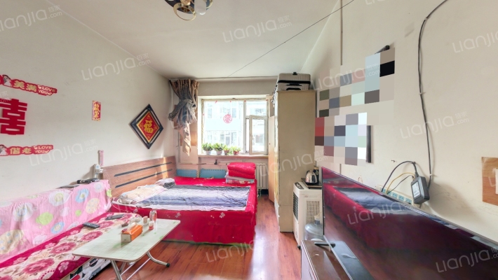 卫生局宿舍二手房实景图