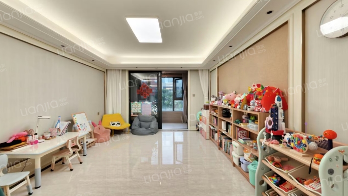 复地东湖国际八期二手房实景图