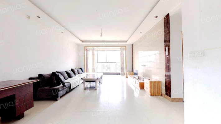 蓝波湾新天卫城卫央街区二手房实景图