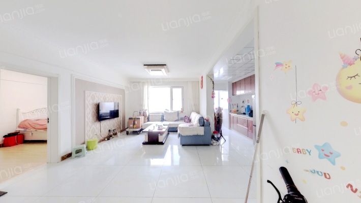 汇宝国际花园B区二手房实景图