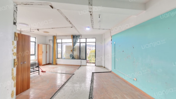 翠屏国际水杉苑二手房实景图