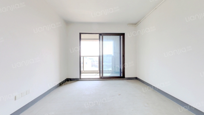 绿城濮园梅泾苑二手房实景图