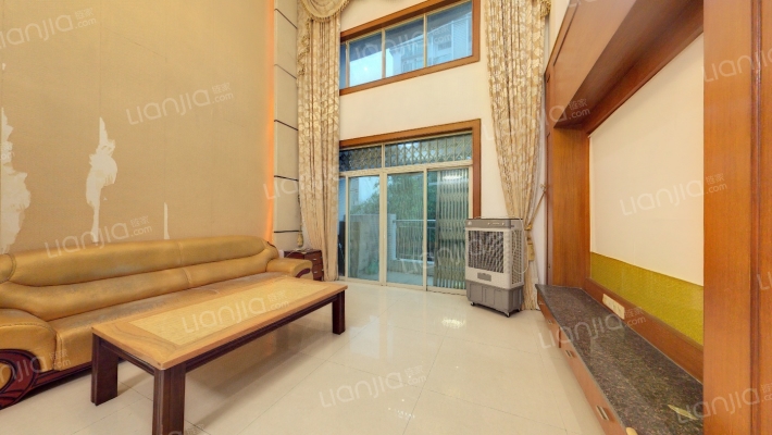 宝翠庭二期二手房实景图