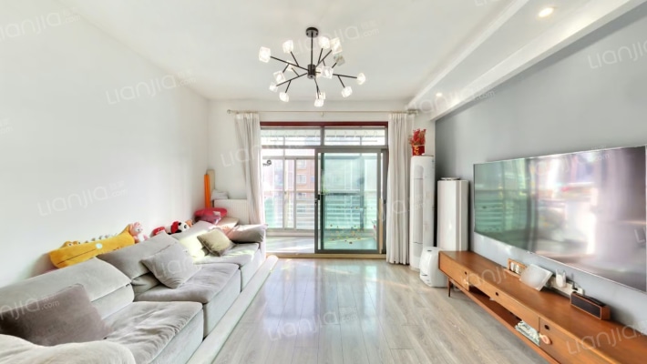 新世界常青南园二手房实景图