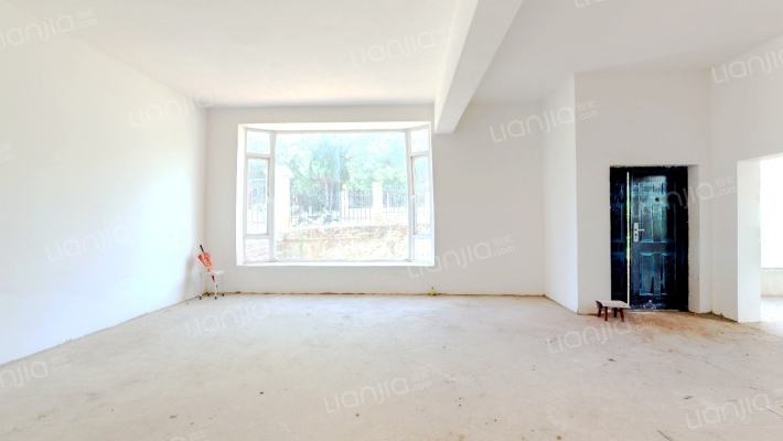 西亚山庄二手房实景图