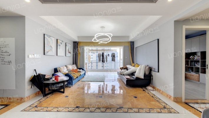 碧桂园天誉二手房实景图