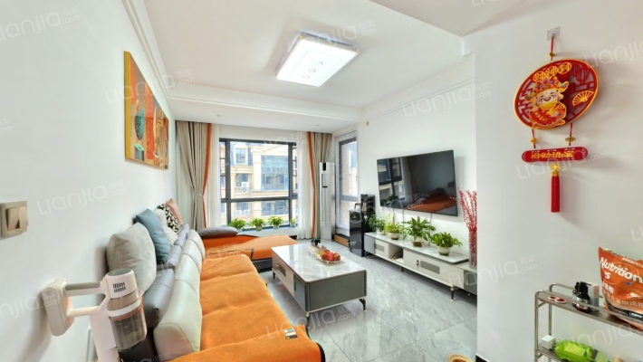 花香郡樾府二手房实景图