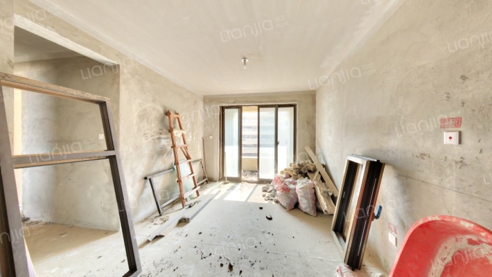 中交荣域D区二手房实景图