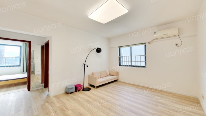 新兴大厦二手房实景图