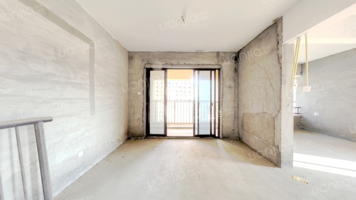 中铁城吉第一期二手房实景图