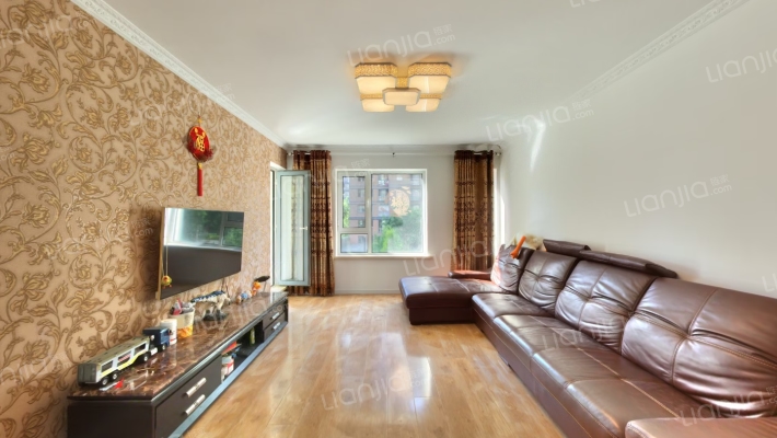 德泰岭秀逸城B区二手房实景图