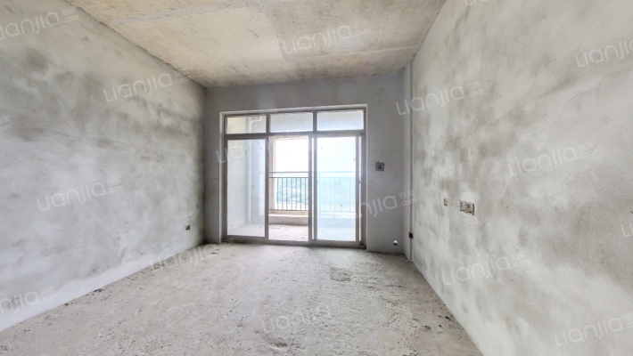 蓝湖城邦二手房实景图