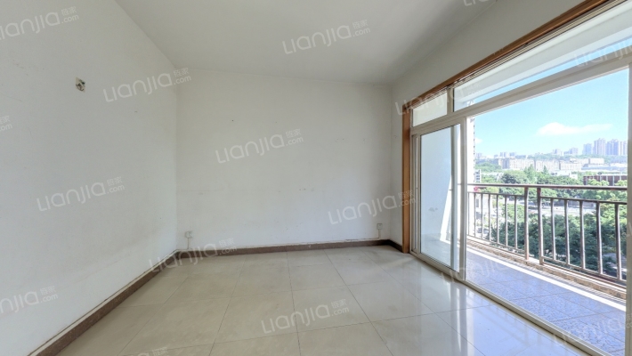 加新沁园二手房实景图