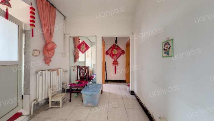 管道四区二手房实景图