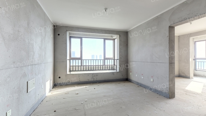 华阳路天伦湾小区，集中供暖，环境优美三居室-客厅