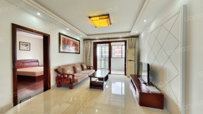 漕湖花园四区二手房实景图