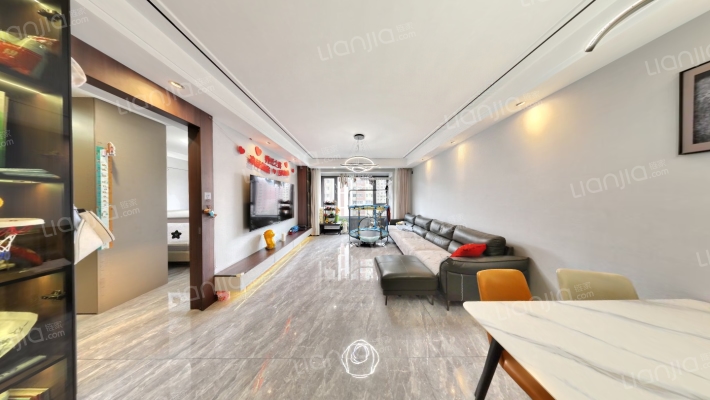 汇宝国际花园A区二手房实景图