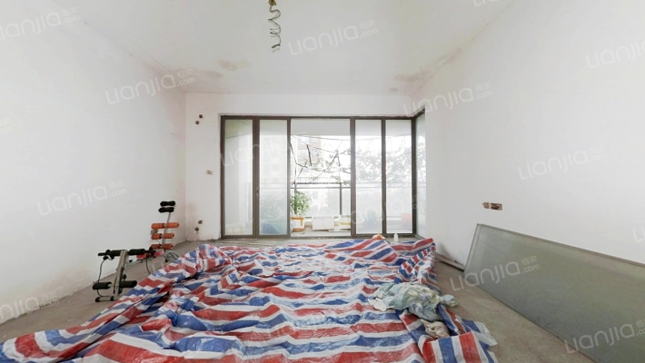 逸泉韵翠花园二手房实景图