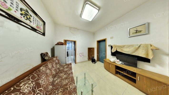 北京东路玻璃厂宿舍二手房实景图