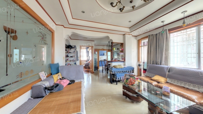 长虹农贸市场小区二手房实景图