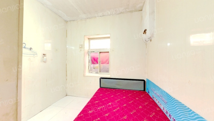 荣安街二手房实景图