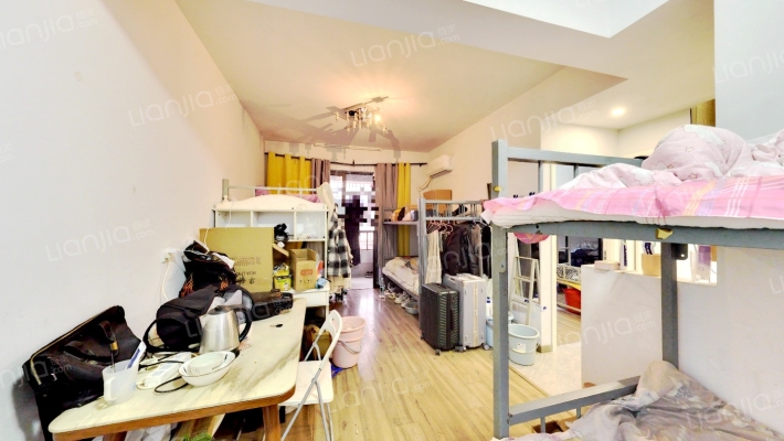 上伊锦苑二手房实景图