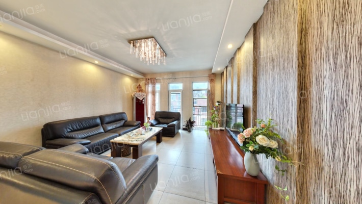 广厦城洛卡庄园二手房实景图