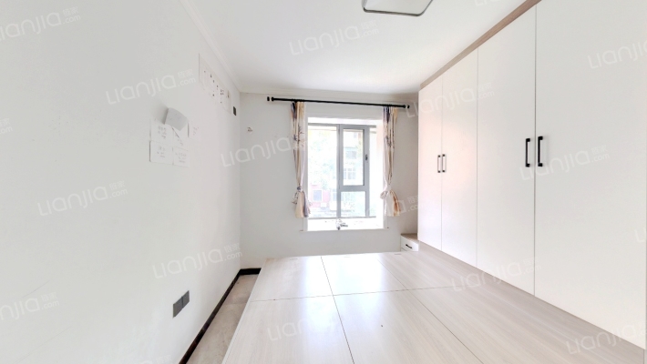 房管局宿舍(建设南大街)二手房实景图