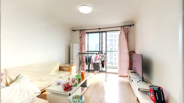 绿地崴廉公寓二手房实景图