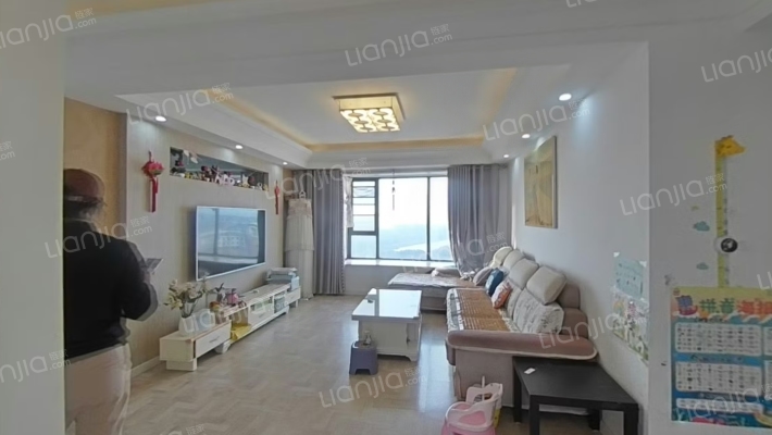 景江国际二手房实景图