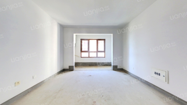 梦世界华园二手房实景图