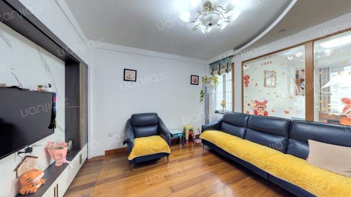 崇邱小区二手房实景图