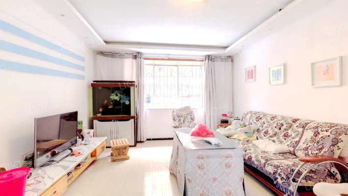 新园小区二手房实景图